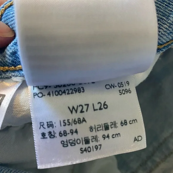 Levi’s 501 Jeans - Picture 7 of 9